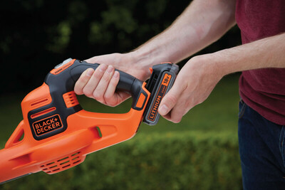 Black&Decker GWC1820PC záhradný fukár 18V 1x2,0Ah aku