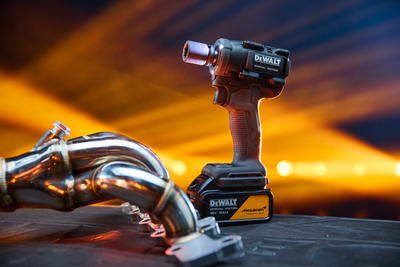 DeWalt McLaren DCF92MP2T aku rázový uťahovák 1/2" 18V 2x5,0Ah aku