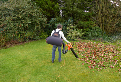 Black&Decker záhradný vysávač a fúkar GW3031BP