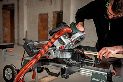 Metabo KGS 216 M pokosová píla, 2x kotúč, 613216900