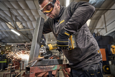 DeWalt DCG404N aku uhlová brúska s úzkym driekom 125mm 18V, bez aku