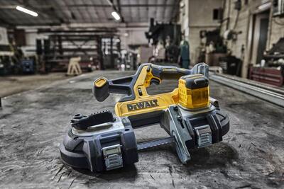 DeWalt DCS378N pásová píla 18V bez aku