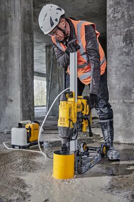 DeWalt Powershift DCPS151 stojan na jadrovú vŕtačku