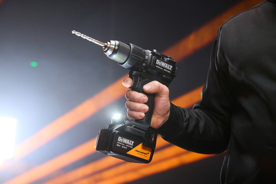 DeWalt McLaren DCD81MP2T aku pvŕtačka 18V 2x5,0Ah aku