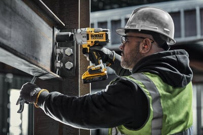 DeWalt DCF961H2G aku rázový uťahovák 1626Nm 18V 2x5,0Ah aku Powerstack