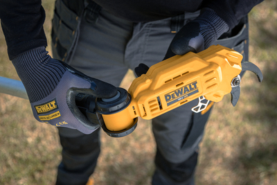 DeWalt DCMPP569N aku nožnice na konáre teleskopické max 38mm 18V bez aku