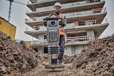 DeWalt Powershift aku vibračný pech bez aku