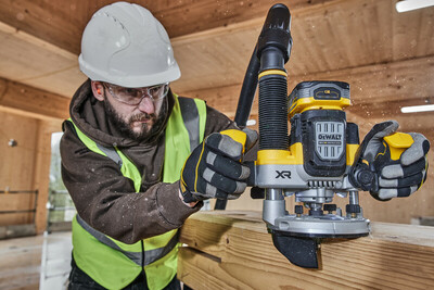 DeWalt DCW620H2 aku horná fréza 18V, 2x 5,0Ah aku Powerstack