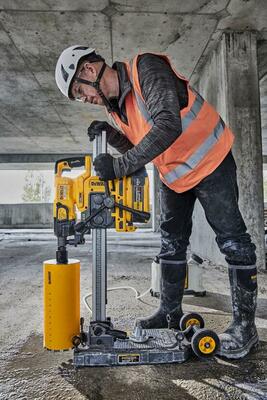DeWalt Powershift DCPS151 stojan na jadrovú vŕtačku