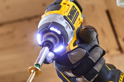 DeWalt DCF860NT aku rázový uťahovák 1/4", 282Nm bez aku v Tstaku