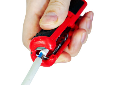 Extol Industrial nástroj na odizolovanie univerzálny, 125mm, pre káble 0,5-6mm², 8831121