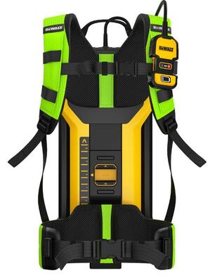 DeWalt Powershift DCPS310 ponorný vibrátor - chrbtová napájacia jednotka