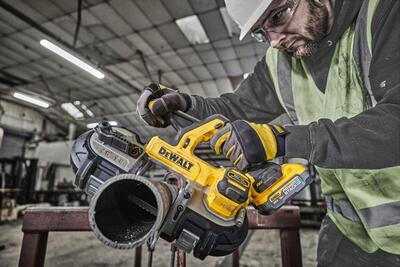 DeWalt DCS378N pásová píla 18V bez aku