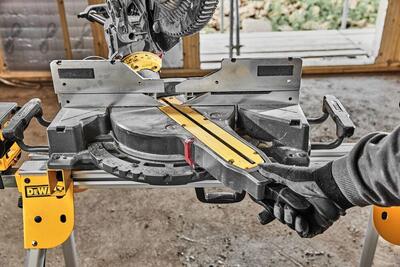 DeWalt FlexVolt DCS781N aku pokosová píla 305mm, 18V bez aku