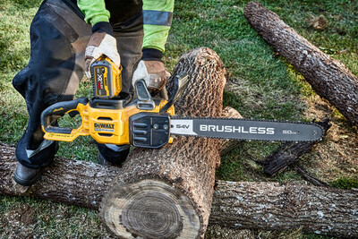 DeWalt DCMCS575N aku reťazová píla 50cm, 54V, 50cm lišta bez aku