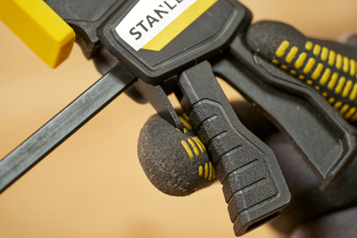 Stanley Fatmax FMHT83270-0 jednoručná rýchloupínacia svorka 114mm