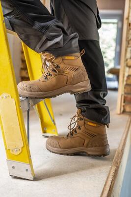 DeWalt pracovná obuv Ludlow s oceľovou špicou, vysoká vodotesná veľkosť 46