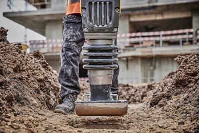 DeWalt Powershift aku vibračný pech bez aku