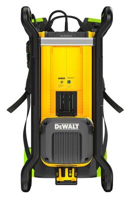 DeWalt Powershift DCPS310 ponorný vibrátor - chrbtová napájacia jednotka