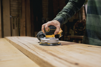 DeWalt DCW230N aku excentrická brúska 150mm, 18V bez aku