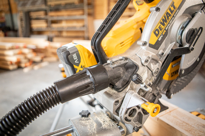 DeWalt DCS782N pokosová píla 305mm, 18V bez aku