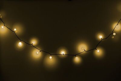 Reťaz MagicHome Vianoce Cherry Balls, 100x LED teplá biela, IP44, 8 funkcií, 9,90 m