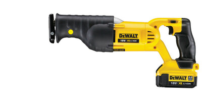 DeWalt DCS380M2 aku mečová píla 18V 2x4,0Ah aku