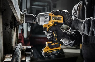 DeWalt DCF961H2G aku rázový uťahovák 1626Nm 18V 2x5,0Ah aku Powerstack