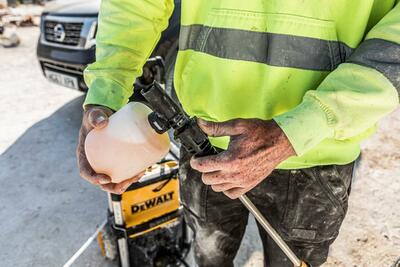 DeWalt DCMPW1600N aku vzsokotlakový čistič 110 bar, 2x18V, bez aku