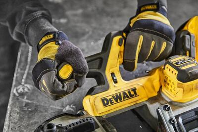 DeWalt DCS378N pásová píla 18V bez aku