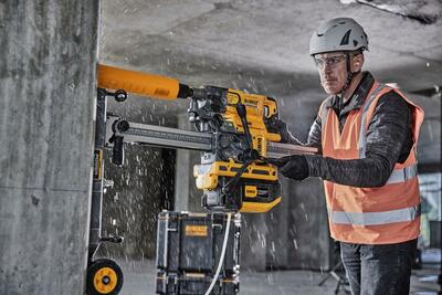 DeWalt Powershift DCPS151 stojan na jadrovú vŕtačku