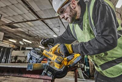 DeWalt DCS378N pásová píla 18V bez aku