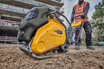 DeWalt Powershift DCPS7154N vibračná doska 100kg