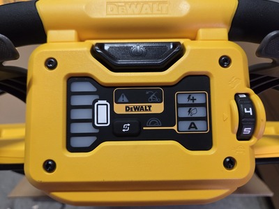 DeWalt FlexVolt DCMWSP660N aku kosačka s pojazdom, 54V, bez aku