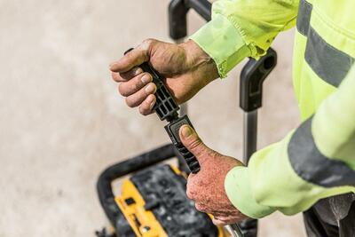 DeWalt DCMPW1600N aku vzsokotlakový čistič 110 bar, 2x18V, bez aku