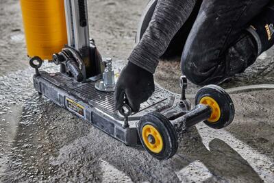 DeWalt Powershift DCPS151 stojan na jadrovú vŕtačku