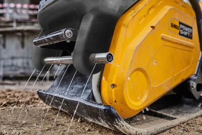 DeWalt Powershift DCPS7154N vibračná doska 100kg