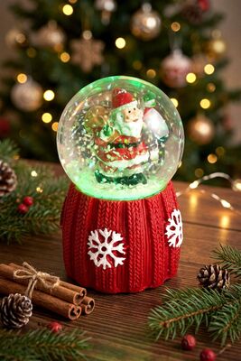 Dekorácia MagicHome Vianoce, Snehová guľa, LED, 2xLR44, 4,5x4,5x7 cm