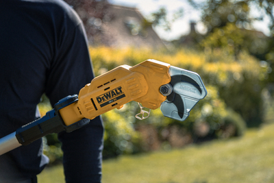 DeWalt DCMPP569P1 aku nožnice na konáre teleskopické max 38mm 18V, 1x5,0Ah aku