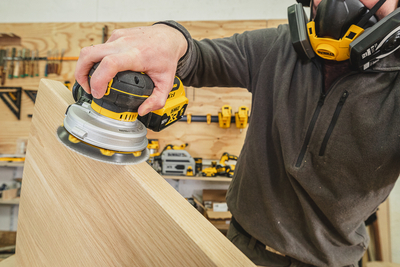 DeWALT DCW211N akumulátorová excentrická bruska 125mm, 18V bez akumulátoru