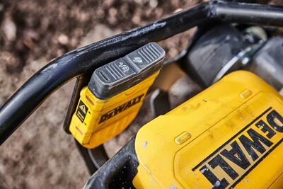 DeWalt Powershift aku vibračný pech bez aku