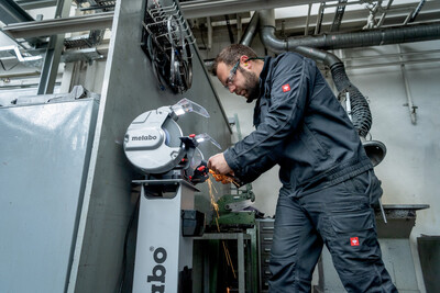 Metabo DS 200 Plus stolová brúska 200mm 604200000