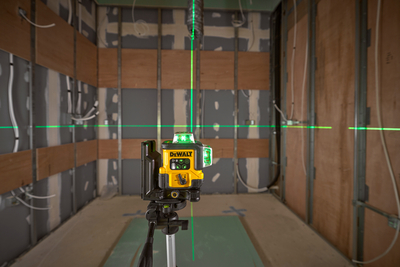 DeWalt DCLE14361GB zelený krížový laser 3× 360° USB-C