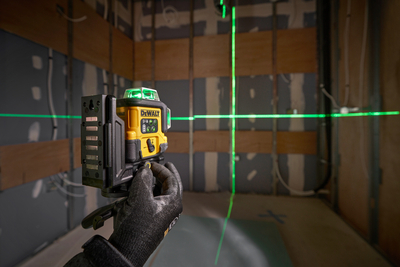 DeWalt DCLE14361GB zelený krížový laser 3× 360° USB-C
