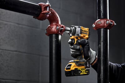 DeWalt DCF921N aku rázový uťahovák 610Nm, 18V bez aku