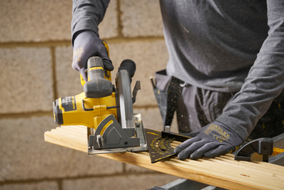 Stanley STHT46056-0 nastavitelný tesařský úhelník QuickSquare 180 mm