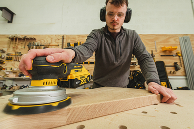 DeWalt DCW230N aku excentrická brúska 150mm, 18V bez aku