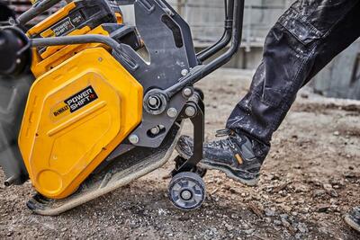DeWalt Powershift DCPS7154N vibračná doska 100kg